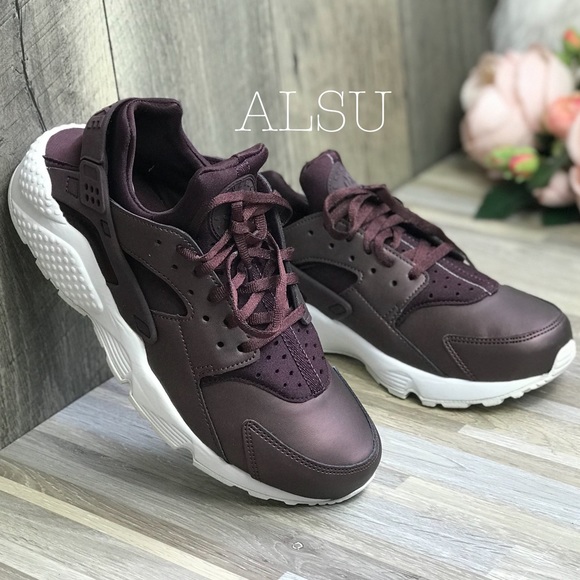 NWT Air Huarache Run PRM TXT W AUTHENTIC - Picture 4 of 7